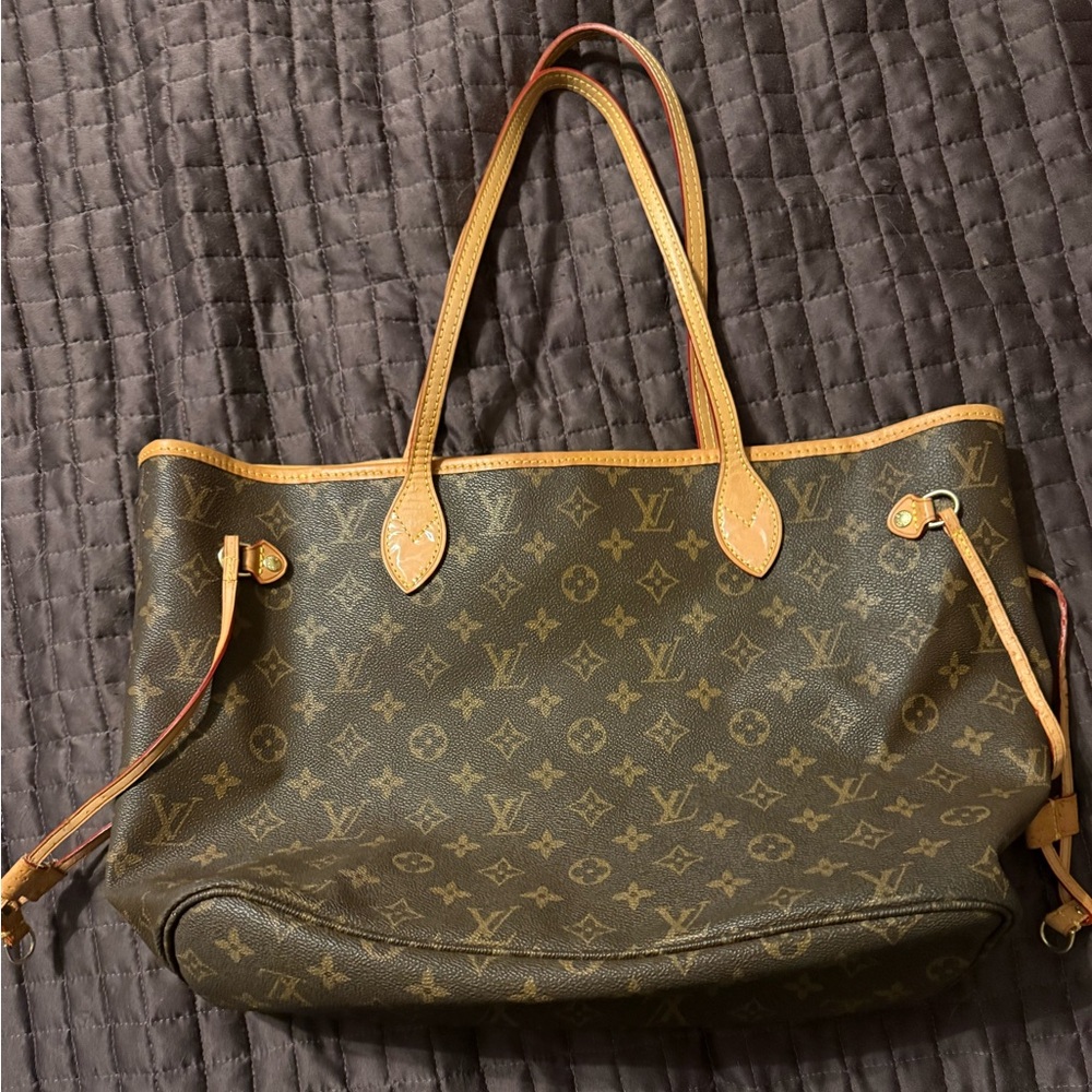Shoulder purse
